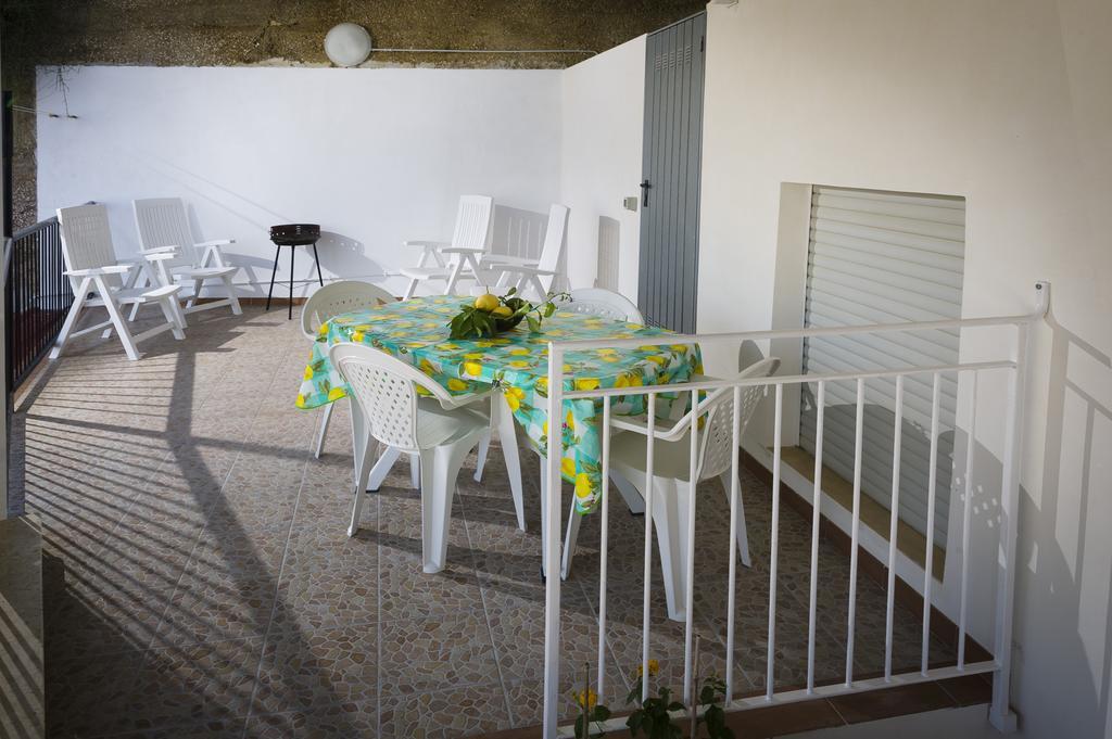 Appartamento Vista Mare Castellammare del Golfo Ruang foto